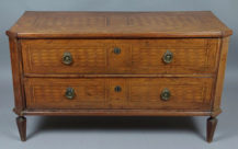 veneered with walnut, inlays, woodcarving, brass fittings, c. 1900.