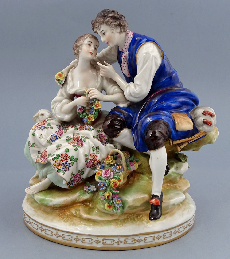 Figurine couple in love, Volkstedt