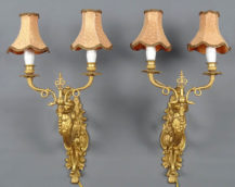 Para kinkietów w stylu Ludwika XVI