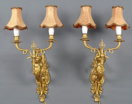 Para kinkietów w stylu Ludwika XVI